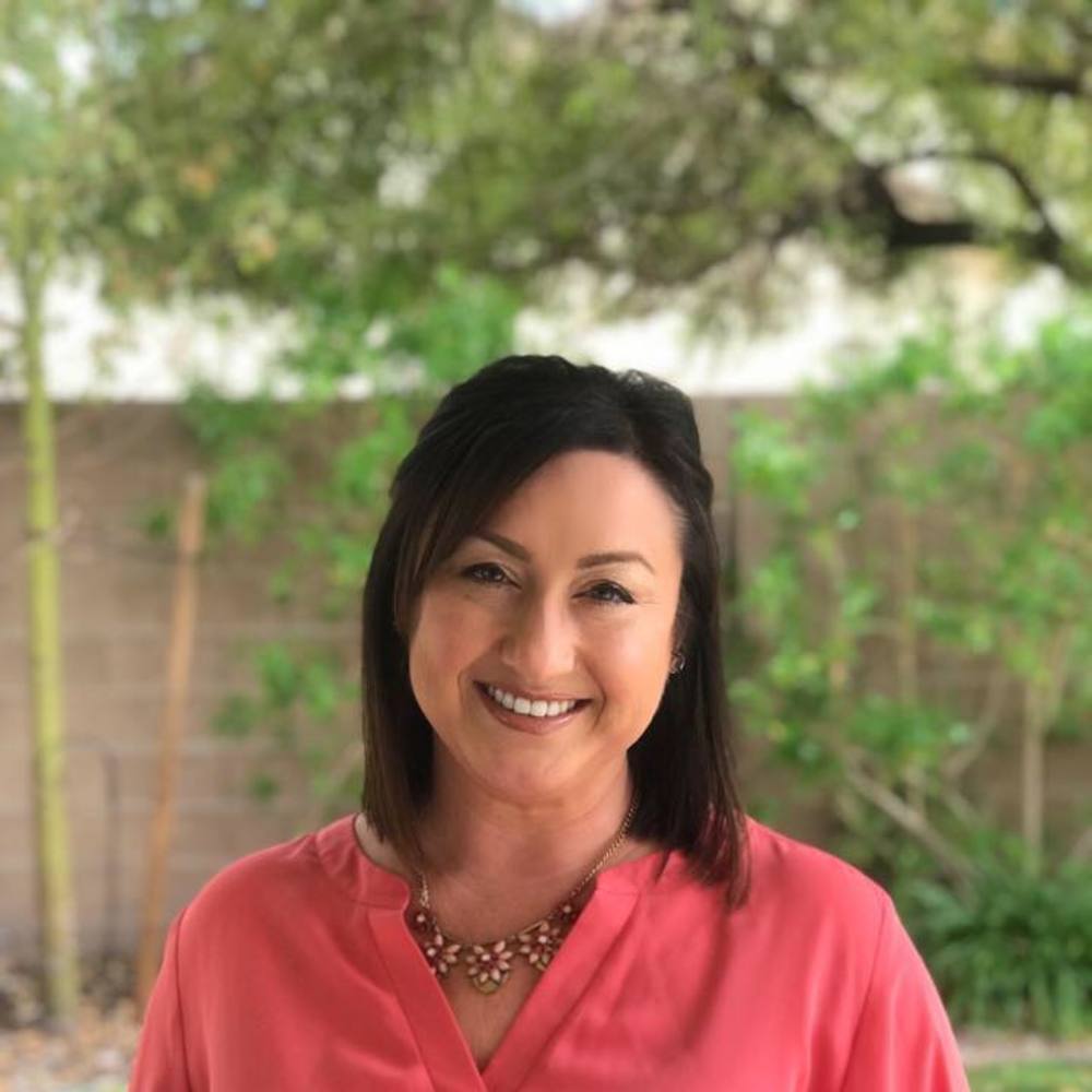 Meet your Posher, Davina